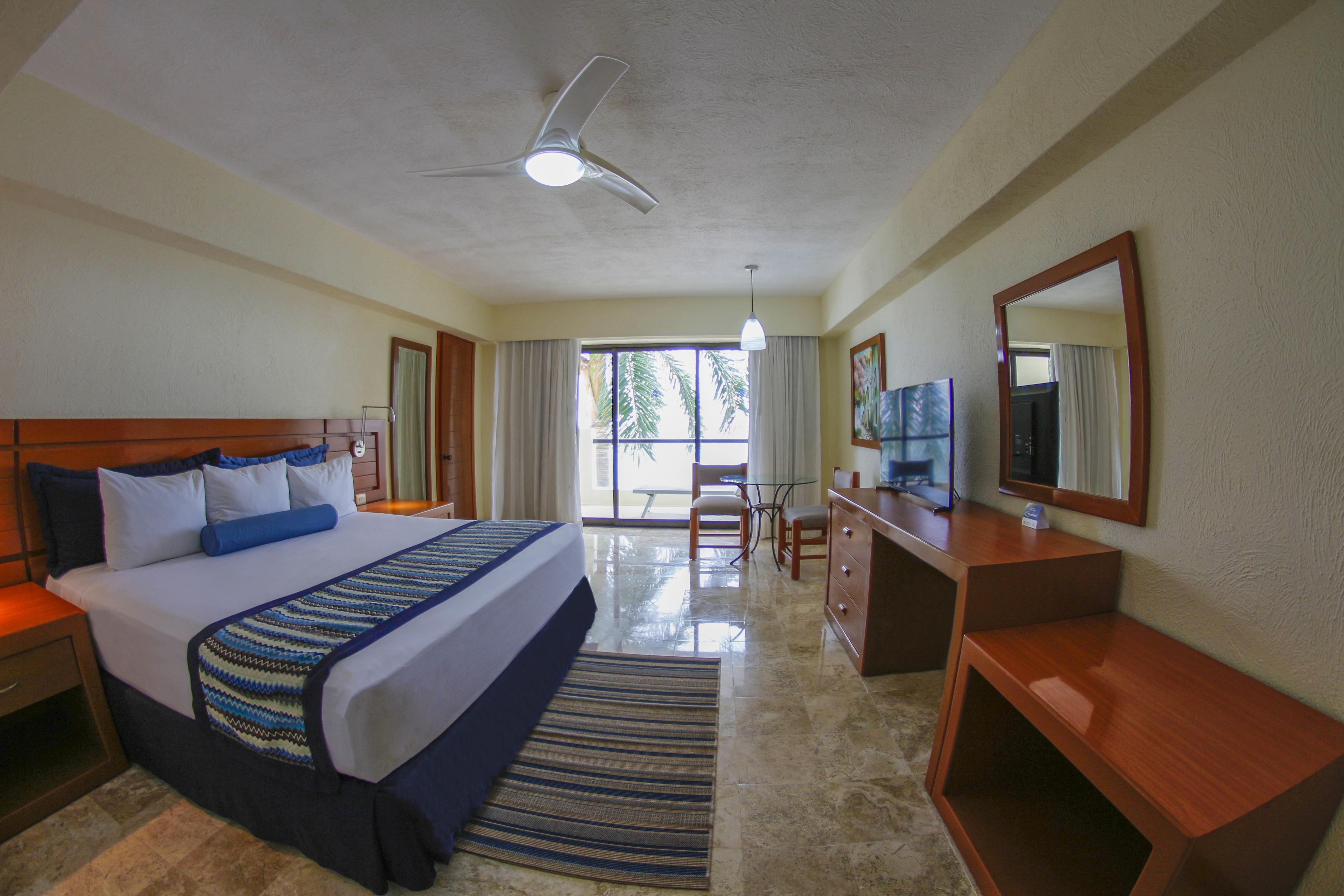 Plaza Pelicanos Grand Beach Resort All Inclusive Пуерто-Вальярта Екстер'єр фото