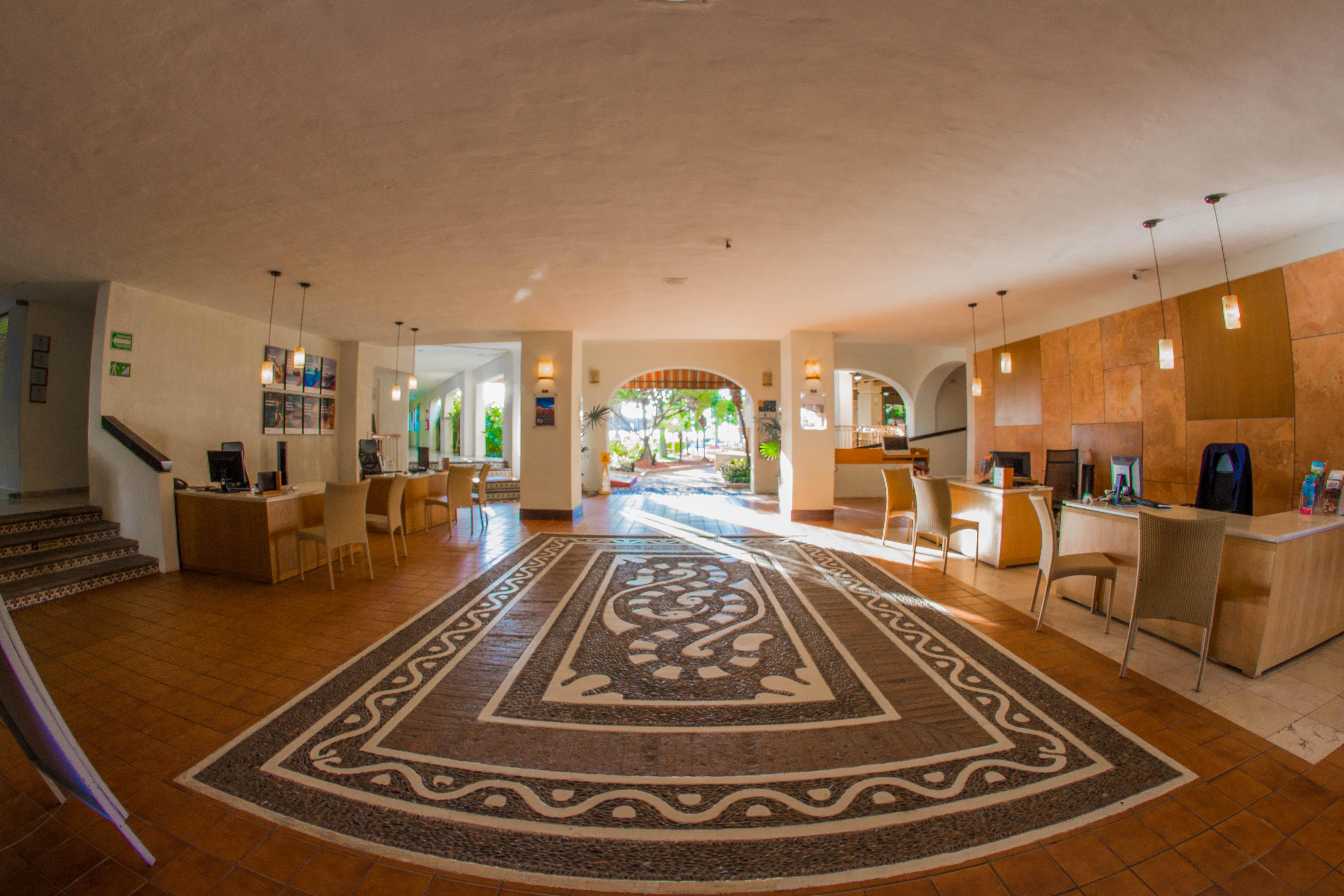 Plaza Pelicanos Grand Beach Resort All Inclusive Пуерто-Вальярта Екстер'єр фото