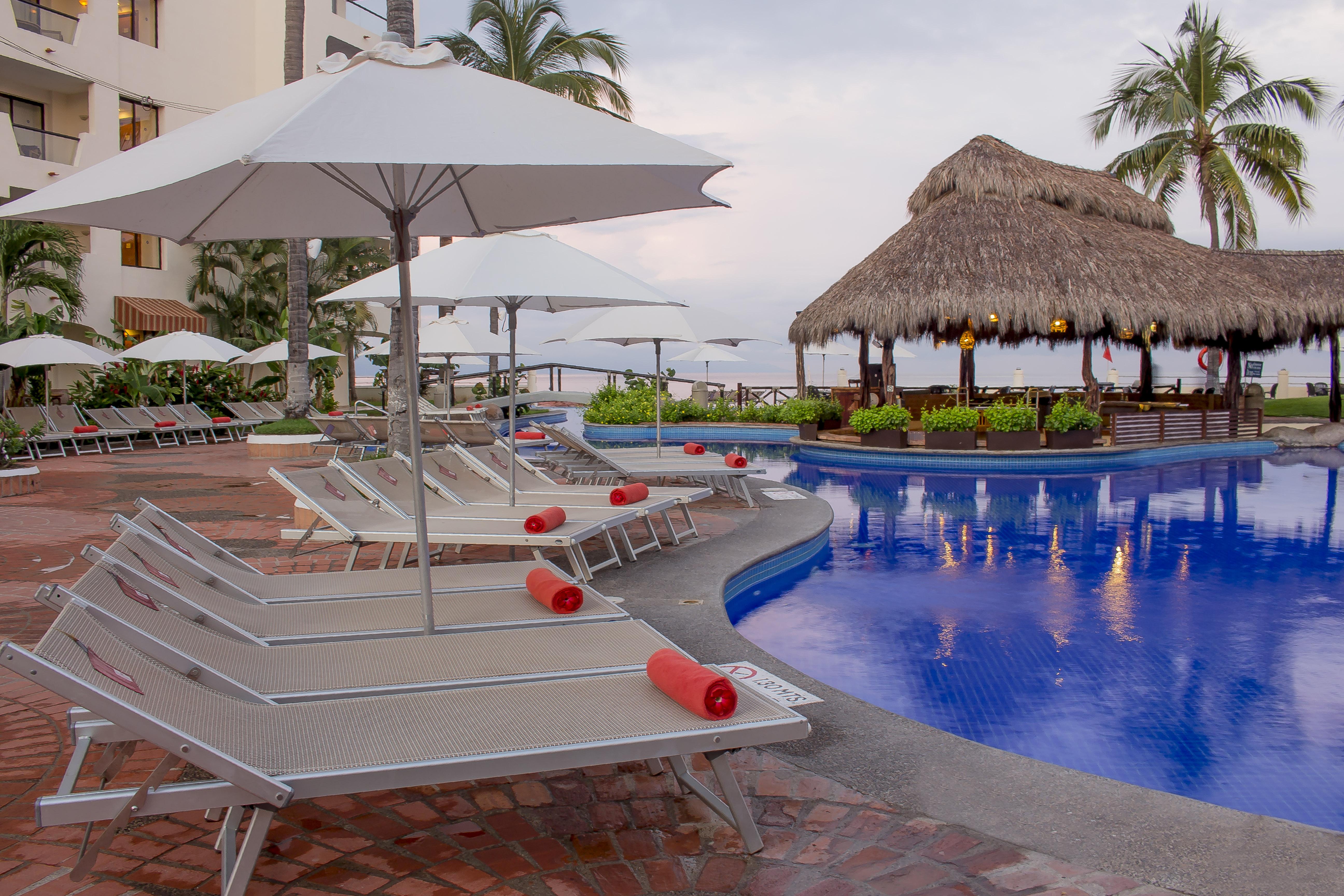 Plaza Pelicanos Grand Beach Resort All Inclusive Пуерто-Вальярта Екстер'єр фото