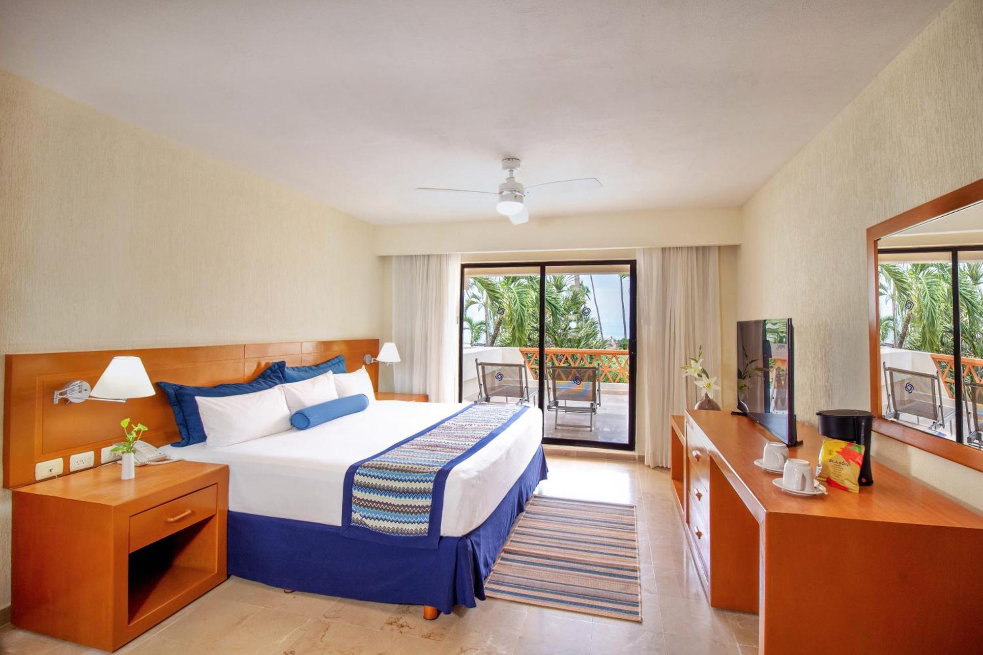 Plaza Pelicanos Grand Beach Resort All Inclusive Пуерто-Вальярта Екстер'єр фото